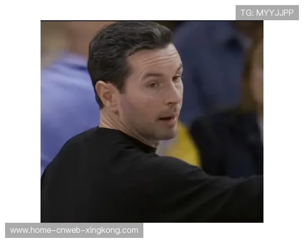 湖人3连胜后,雷迪克称赞小詹,里夫斯情商高,东契奇保持谦虚,湖人队里夫斯