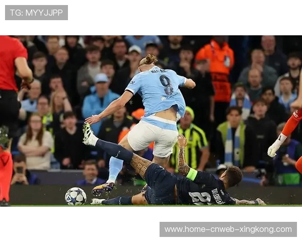 曼城教练组战术储备充足，应对变化能力强